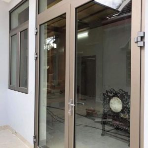 Cửa đi mở quay hệ 65 tại Bình Dương H65-001