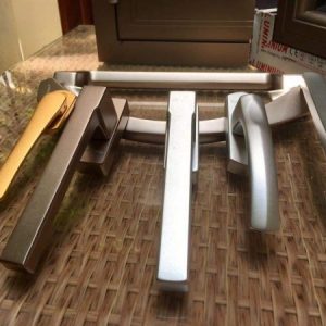 Thi công Cửa đi mở trượt SAVIO tại Bình Dương S001