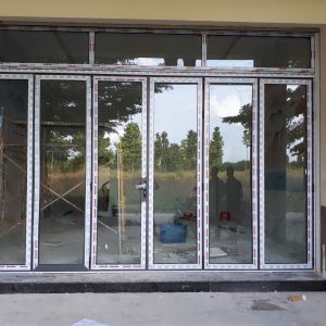 cửa xếp trượt xingfa