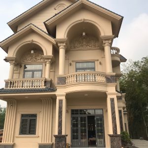 cửa đi Savio hệ 65 kết hợp kính hộp nan đồng tại Bình Dương