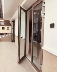 Giải pháp sử dụng cửa nhôm kính chống trộm an toàn