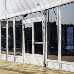 Thi công cửa nhôm kính cao cấp ở Quận 12 TPHCM