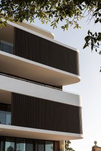 Đơn vị cung cấp cửa lá sách nhôm tại TP Mới Bình Dương giá rẻ