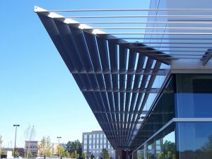 Lam nhôm chắn nắng là gì?