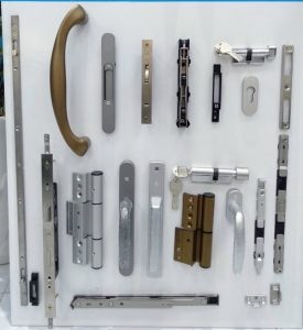 Tìm hiểu các loại chốt cửa nhôm Xingfa